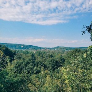 Spacer na Górkę Pychowicką przez łąki Ruczaju (8 km)